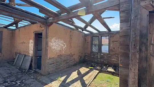 Kastamonu'da yıkılma tehlikesi bulunan tescilli tarihi konak için yıkım kararı