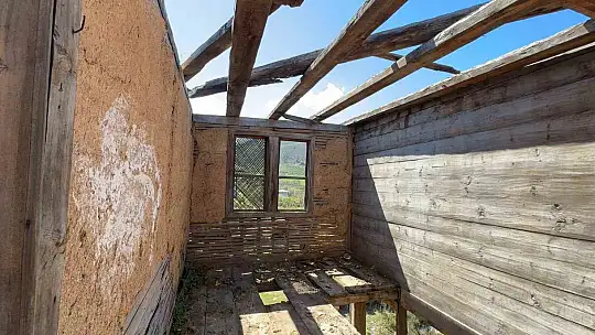 Kastamonu'da yıkılma tehlikesi bulunan tescilli tarihi konak için yıkım kararı