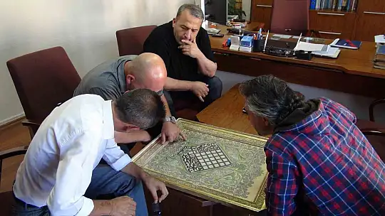 Memleket Kütüphanesi'nin kırılan kitabesi yeniden yazıldı