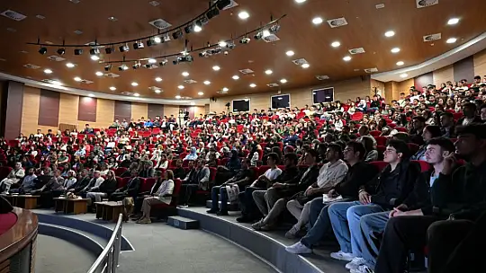 Kastamonu Üniversitesi'nde oryantasyon programı devam ediyor