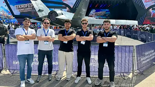Kastamonu Üniversitesi öğrencileri, TEKNOFEST RoboLig'de Türkiye 5'incisi oldu