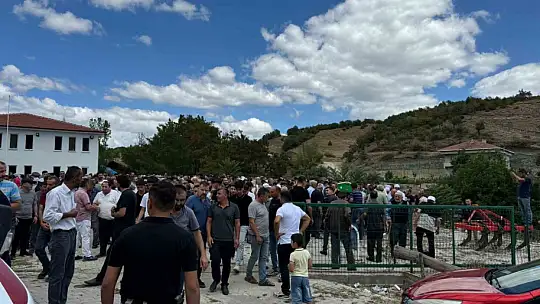 Kayboldukları denizde 5 gün sonra cansız bedenleri bulunan kadınlar toprağa verildi