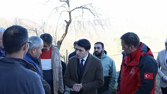 Kaymakam Demirkol yangın yerinde incelemede bulundu