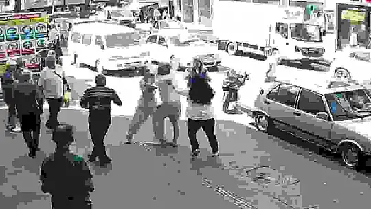 Kadın sürücü darp edildi
