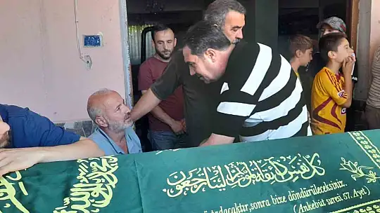 Kazada ölen 11 yaşındaki Enes Çağlayan, toprağa verildi