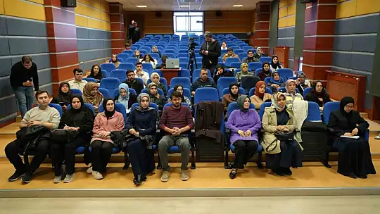 KBÜ'de Tez Yazım Seminer Dizisi devam ediyor