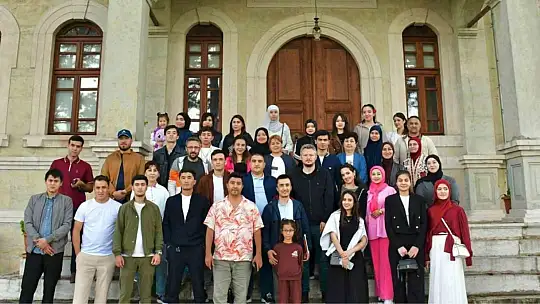 KBÜ Uluslararası Yaz Okulu Özbek öğrencilere katkı sağladı