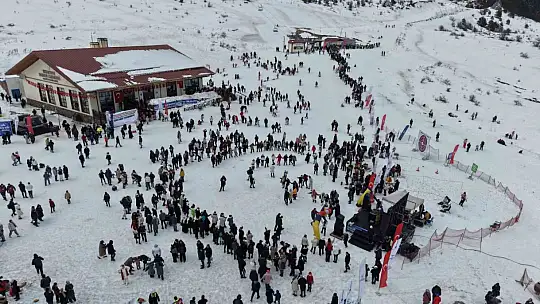 Keltepe Kayak Festivali renkli görüntülere sahne oldu