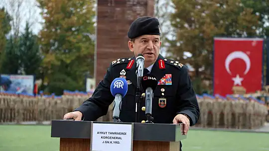 Komandoların gösterisi mest etti