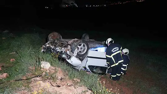 Kontrolden çıkan otomobil 40 metre yükseklikten tarlaya uçtu