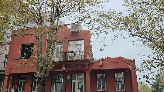 Kontrollü yıkım gerilim filmine döndü, yaşananlar pes dedirtti