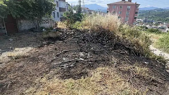 Kopan elektrik telleri otları, otlarda aracı yaktı