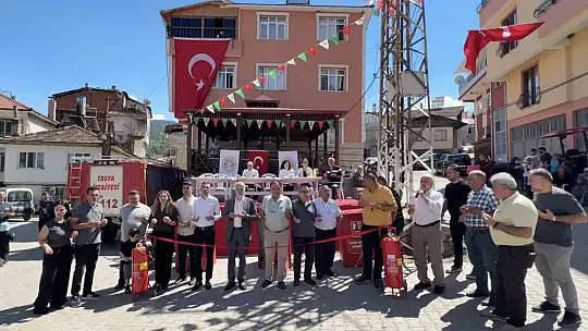 Köyde kendi yangın söndürme sistemini kurdular, itfaiyeden eğitim aldılar