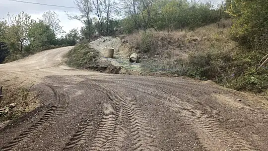 Köylerin içme suyu hattında yenileme sürüyor
