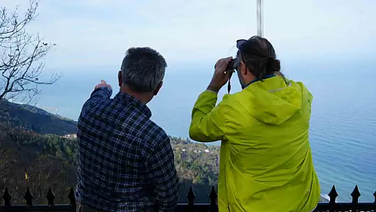 Köylülerin yaptığı teras manzarasıyla ziyaretçileri mest ediyor