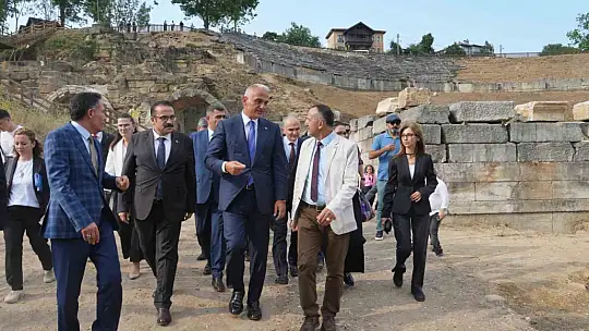 Kültür ve Turizm Bakanı Mehmet Nuri Ersoy, Düzce'de iki önemli projeye destek verecek
