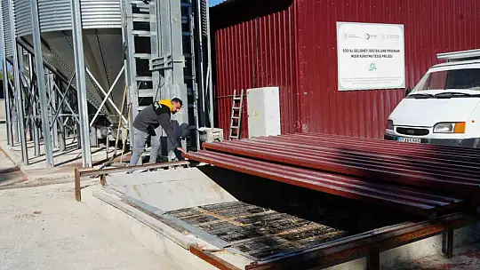 KUZKA'nın desteğiyle kurulan mısır kurutma tesisi ile çiftçiler ürünlerini değerinde satabilecek