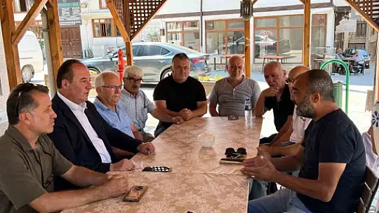 Milletvekili Akay, su sorunu yaşayan Yazıköy halkı ile bir araya geldi