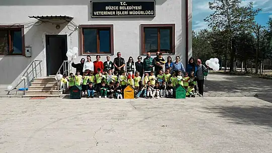 Minik öğrenciler hayvan bakım evini ziyaret etti