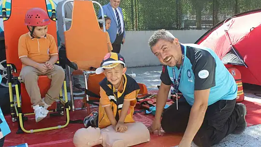 Minik öğrenciler sağlık elçisi oldu