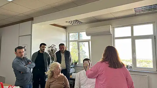 Mobil sigara bırakma polikliniğine kadın işçilerden yoğun ilgi