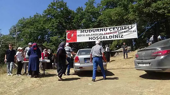 Mudurnu'da Hacet Bayramı coşkusu: Yüzlerce kişinin katılımıyla kutlandı