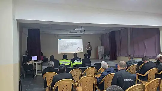 Mudurnu'da servis şoförlerine ilk yardım eğitimi verildi