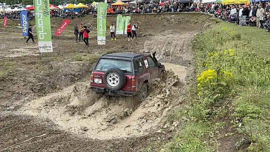 Off-Road yarışları nefes kesti