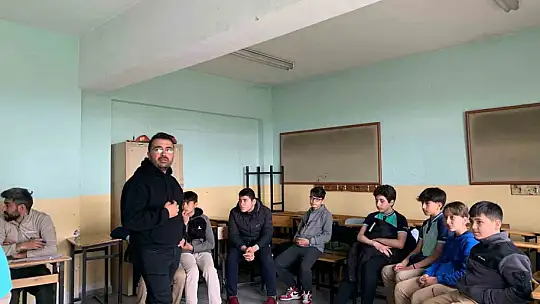 Öğrenciler bisiklet simülasyonuyla sanal ortamda pedal çevirdiler