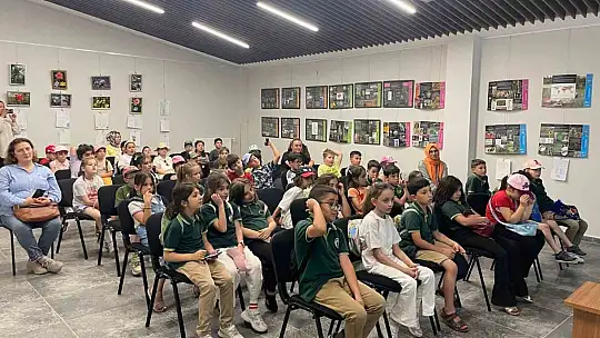 Öğrenciler botanik bahçesinde doğayı keşfetti
