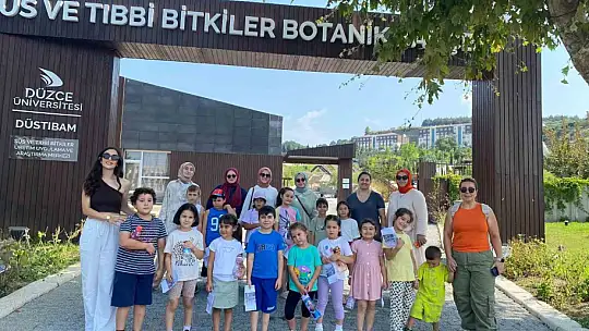 Öğrenciler botanik bahçesinde doğayla buluştu