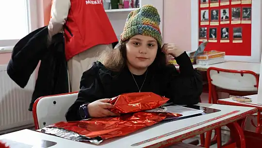 Öğrenciler kendi elleriyle ördü