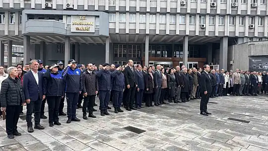 Öğretmenler günü törenle kutlandı