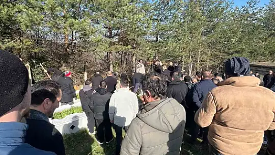 Okul yolunda ölen 5 yaşındaki Güneş toprağa verildi