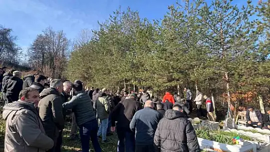 Okul yolunda ölen 5 yaşındaki Güneş toprağa verildi