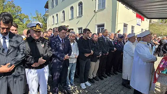 Okulda bıçaklı saldırıda hayatını kaybeden Eslem Sare, Bartın'da toprağa verildi