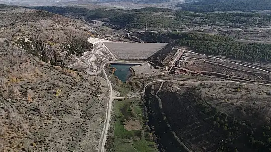 Onlarca kişinin mezar yeri taşınmıştı, gıyabi cenaze namazı kılındı