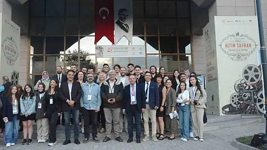 Ortaçağ ve Türk Dönemi Sempozyumunda 270 bildiri sunuldu