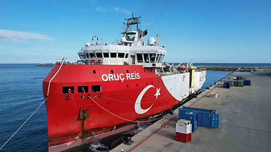 Oruç Reis'in Filyos Limanı'na girişi havadan görüntülendi