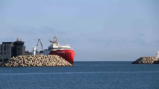 Oruç Reis Sismik Araştırma Gemisi, Filyos Limanı'na demirledi