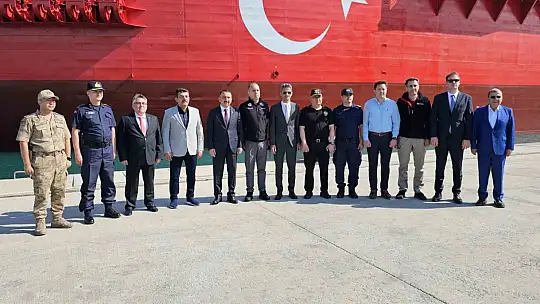 Osman Gazi Gemisi Filyos Limanı'nda