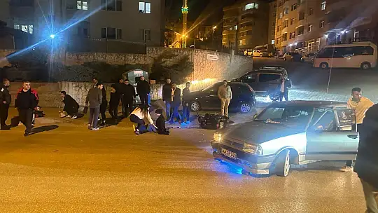 Otomobil ile çarpışan motosikletteki 2 kişi yaralandı