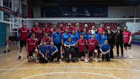 Özel bireyler Konuralp beyleri ile maç yaptı