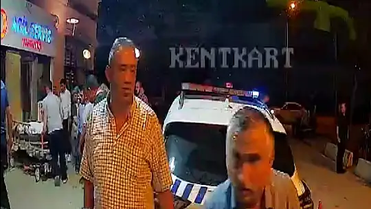 Özel halk otobüsü şoförü, epilepsi nöbeti geçiren yolcuyu hastaneye ulaştırdı