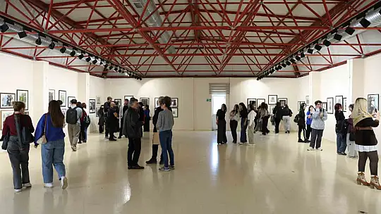 Özgün Baskıresim Koleksiyonu sergisi açıldı