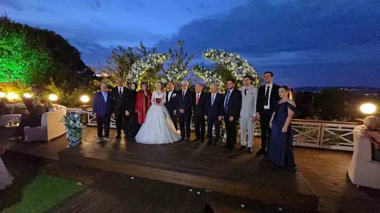 Öztürk ailesinin mutlu günü