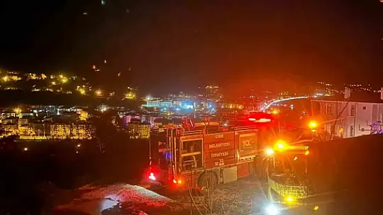 Patlayan kömür kazanı ve tüp villayı küle çeviriyordu