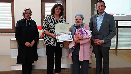 Polislere mutlu evliliğin püf noktaları anlatıldı