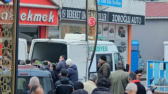 Pompalı tüfekle öldürülen genç toprağa verildi