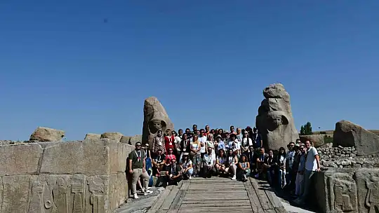 Rehber adayları Karadeniz'in zenginliklerini yerinde öğreniyor